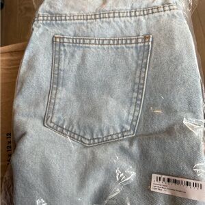 PrettyLittleThing Light Blue Straight Leg Jeans